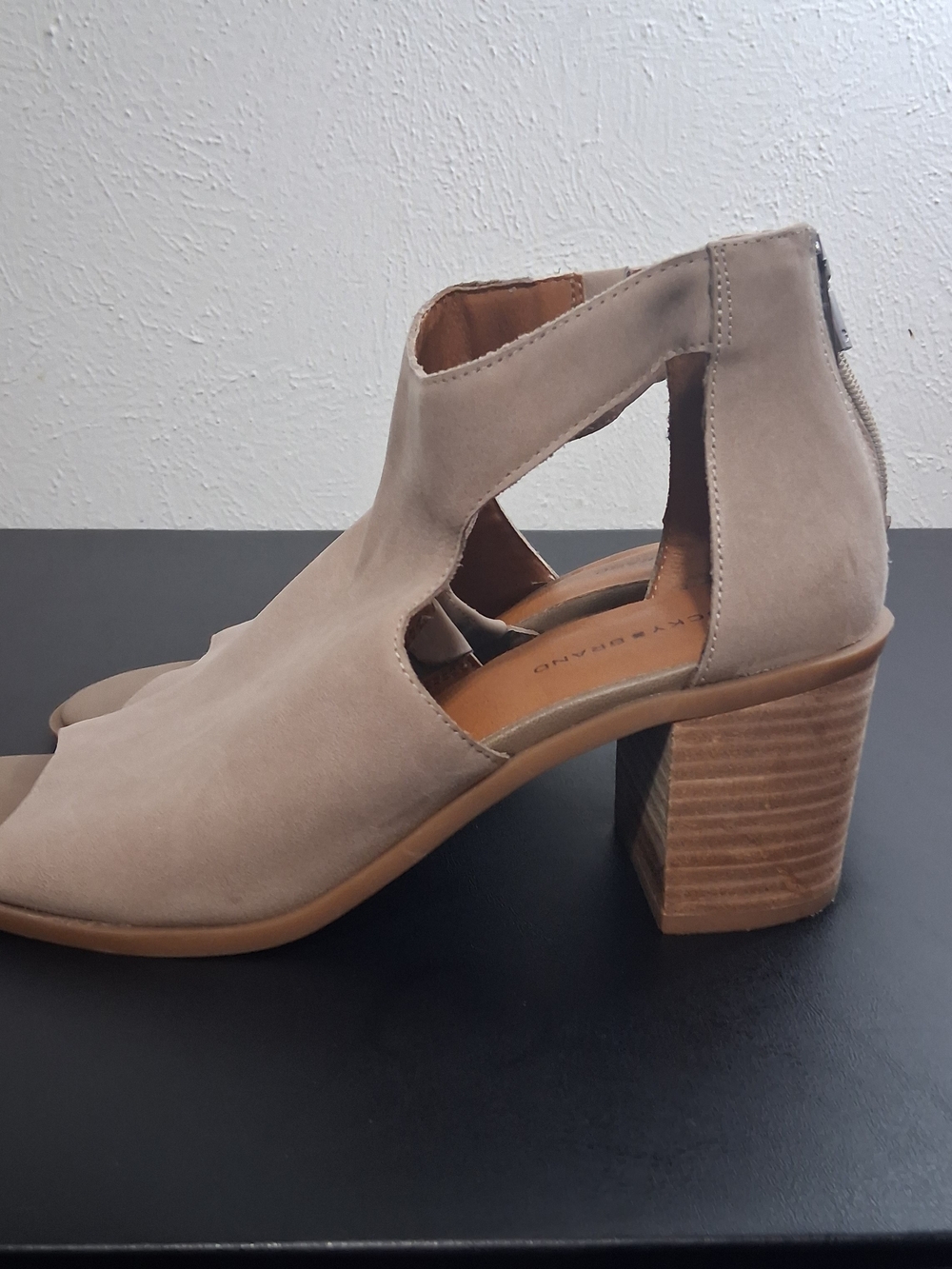 Lucky Brand Taupe Cutout Block Heel Sandals